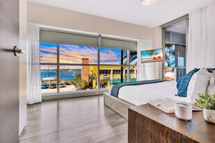 101 N Ocean Dr in Hollywood, FL - Building Photo