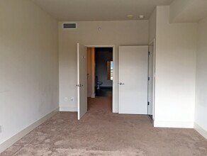 88 E San Fernando St in San Jose, CA - Building Photo - Building Photo