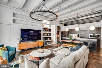 1413 Swann St NW in Washington, DC - Building Photo - Building Photo