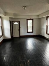 32 8th St SW in Massillon, OH - Building Photo - Building Photo