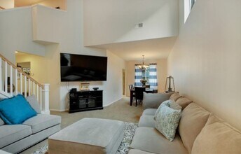 6408 40th St Ct E in Fife, WA - Building Photo - Building Photo