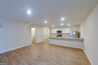 318 Ironwood Ct in Macon, GA - Foto de edificio - Building Photo