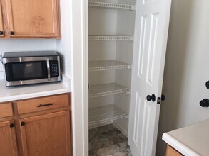 1335 Loma Verde Dr in Sparks, NV - Building Photo - Building Photo