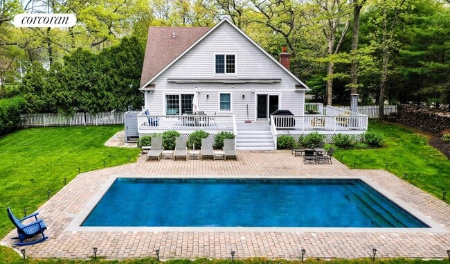 property at 28 Tansey Ln