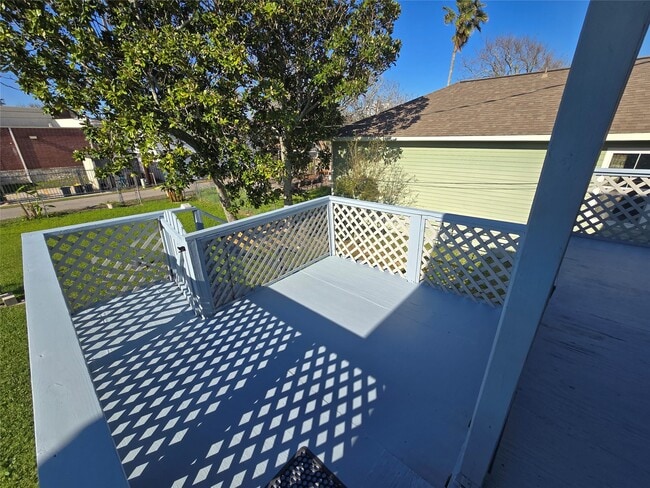 property at 914 Avenue K