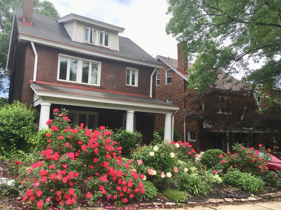 5463 Fair Oaks St in Pittsburgh, PA - Building Photo
