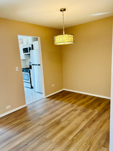 971 Yosemite Trail in Roselle, IL - Building Photo - Building Photo