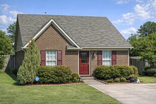 7211 Gazebo Dr in Southaven, MS - Building Photo