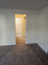 11 Gibbs St in Worcester, MA - Foto de edificio - Building Photo