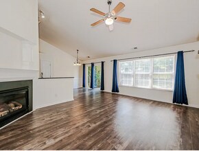 12819 Slade Castle Ct in Charlotte, NC - Foto de edificio - Building Photo