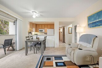 128 Por La Mar Cir in Santa Barbara, CA - Building Photo - Building Photo