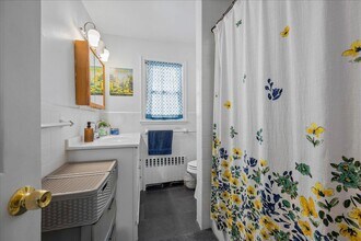 118 Knollwood Ave-Unit -1 in Mamaroneck, NY - Building Photo - Building Photo
