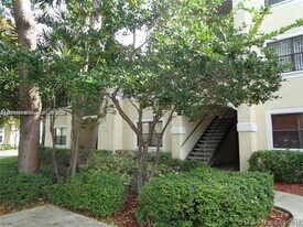 650 S Park Rd in Hollywood, FL - Building Photo