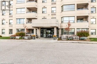 200 Jamieson Pkwy in Cambridge, ON - Building Photo - Building Photo
