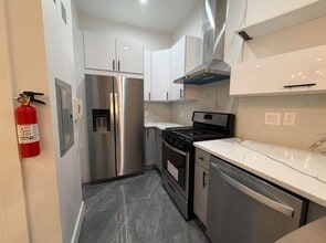 202 48th St in Union City, NJ - Foto de edificio - Building Photo