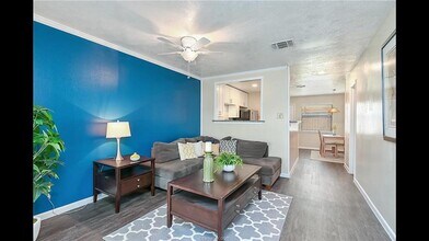 1408 Summit St in College Station, TX - Building Photo - Building Photo