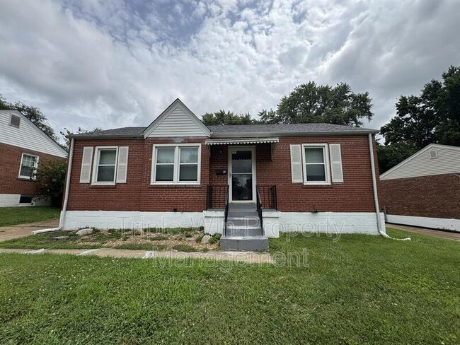 13 St Genevieve Ct