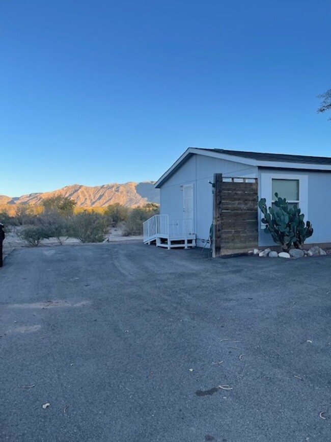 942 N Joshua Tree Ave in Littlefield, AZ - Building Photo - Building Photo