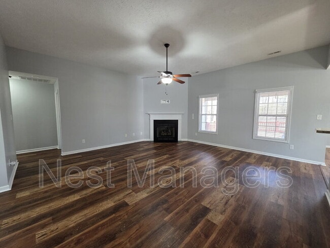 366 Carolina Oaks Cir in Linden, NC - Building Photo - Building Photo