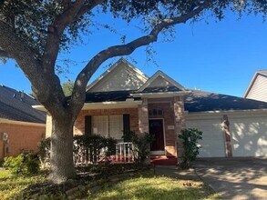 7339 Colony Bend Ln in Missouri City, TX - Foto de edificio - Building Photo