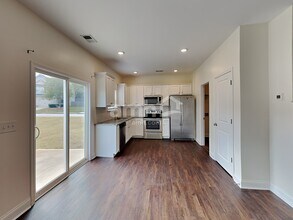 8138 Willowbank Way in Douglasville, GA - Building Photo - Building Photo