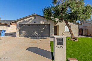 4107 N 106th Ave in Phoenix, AZ - Building Photo