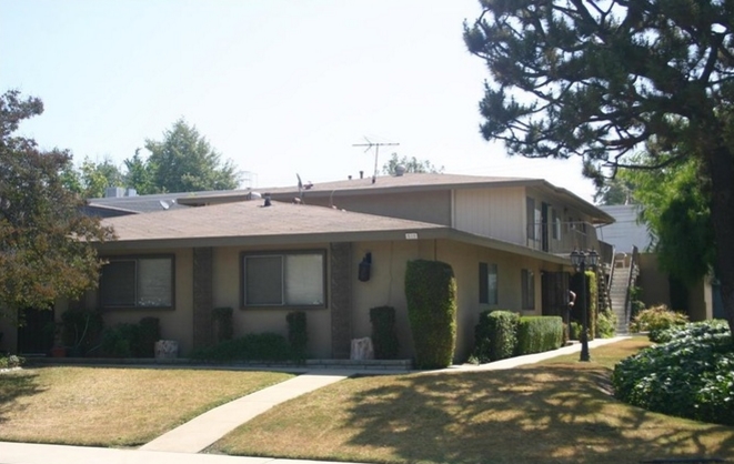 510 N Towne Ave in Claremont, CA - Building Photo