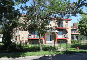 2720 Cedar Ave S Apartments