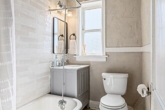 1210 S Newstead Ave, Unit 2E in St. Louis, MO - Foto de edificio - Building Photo