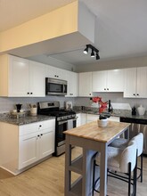 6372 Seven Springs Blvd in Greenacres, FL - Building Photo - Building Photo