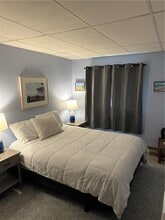 13 Valley Dr in Westerly, RI - Building Photo - Building Photo