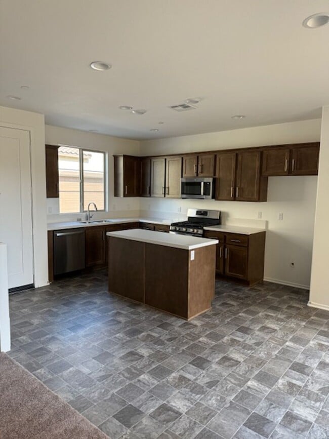 31565 Wieck Rd in Menifee, CA - Building Photo - Building Photo