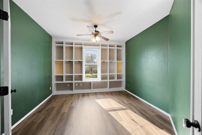 property at 4409 Woodstock Dr