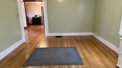 40 Station St, Unit 1 in Quincy, MA - Building Photo - Building Photo