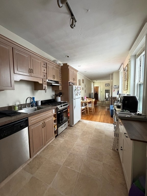property at 36 Myrtle St