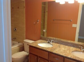 6209 S University Ave, Unit 2N in Chicago, IL - Building Photo - Building Photo