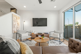 Canopy at The Trails Townhomes in Phoenix, AZ - Building Photo - Building Photo