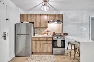 The Meriden in Meriden, CT - Building Photo