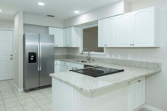 127 Newcastle Cir in Fort Walton Beach, FL - Building Photo - Building Photo