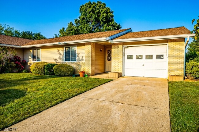 property at 450 Closter Rd