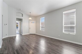 1734 Talon Ave in Henderson, NV - Building Photo - Building Photo