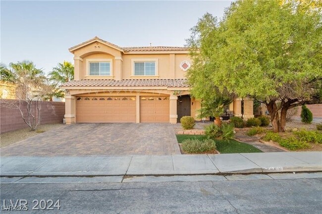 6585 Coronado Crest Ave in Las Vegas, NV - Building Photo - Building Photo