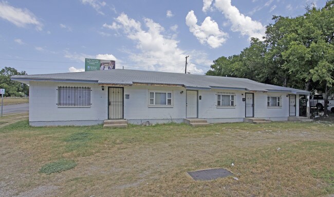 5632 Carver Dr in Fort Worth, TX - Building Photo - Building Photo