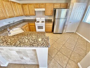 820 Picotte St in Las Vegas, NV - Building Photo - Building Photo