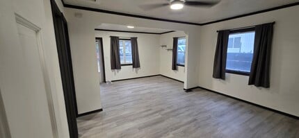 221 Elm St in Twin Falls, ID - Building Photo - Building Photo