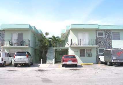 157 W 11th St in Hialeah, FL - Building Photo - Building Photo