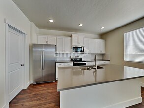 965 N Rivermist Pl in Star, ID - Building Photo - Building Photo