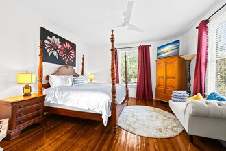 205 SE 7th St in Gainesville, FL - Foto de edificio - Building Photo