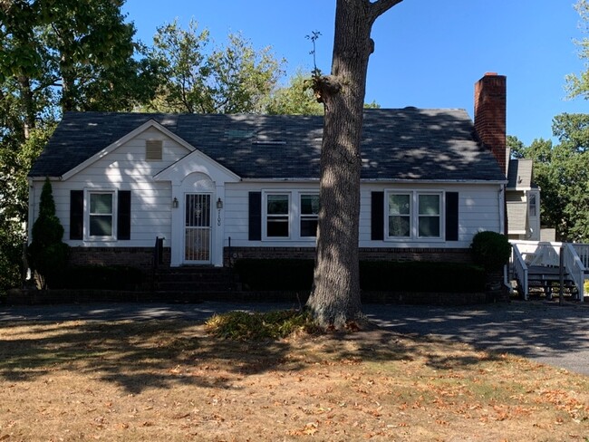 property at 7100 Old Sandy Spring Rd