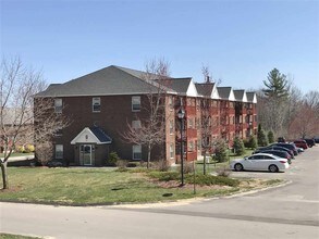 98 Powers St-Unit -223 in Milford, NH - Building Photo - Building Photo